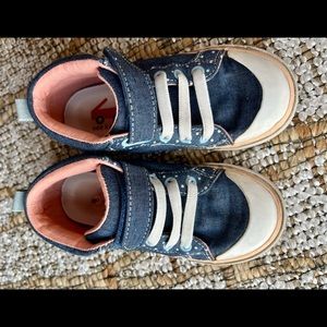 See kai run hightops